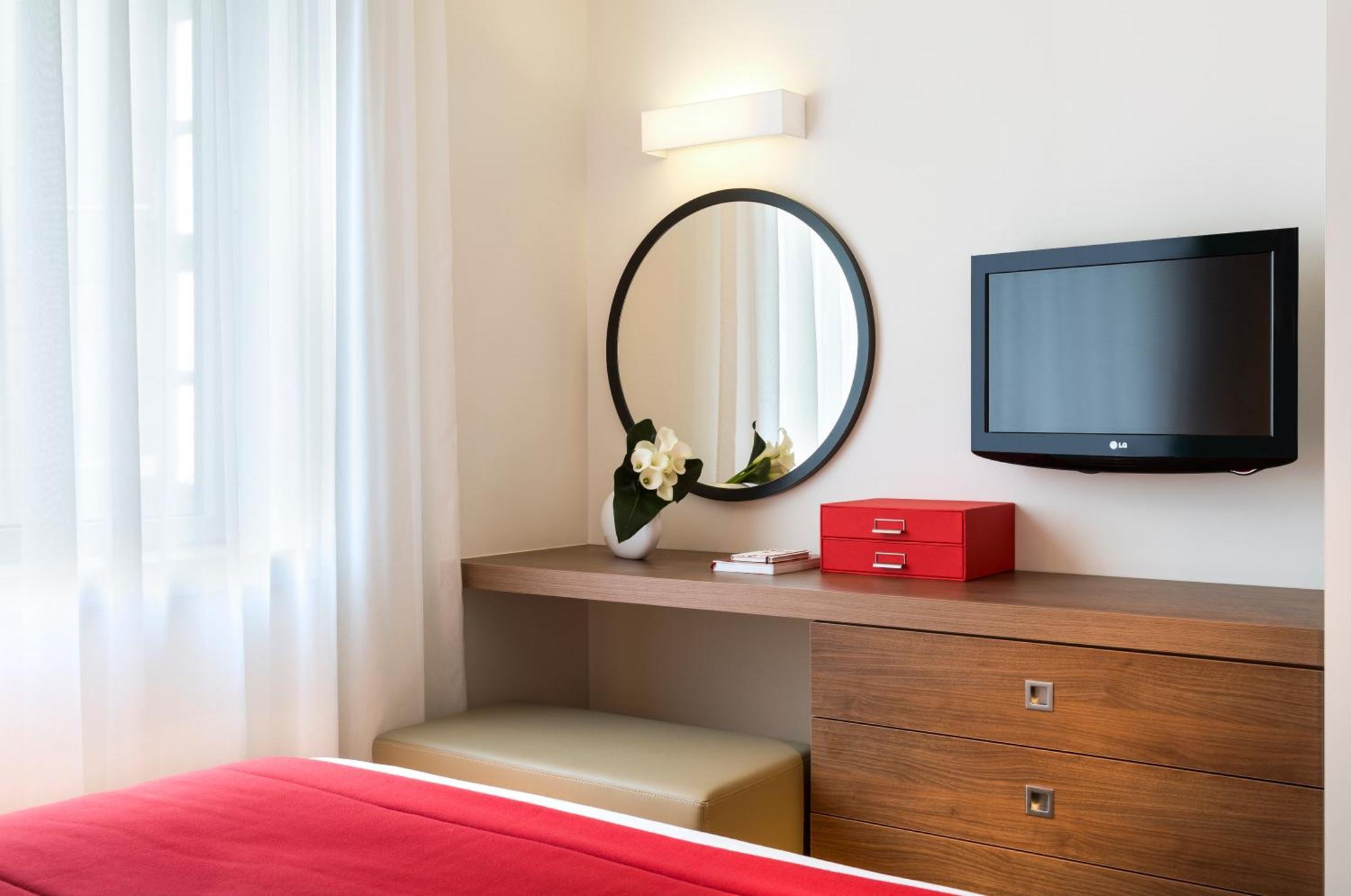 Aparthotel Citadines Place D'italie 3*